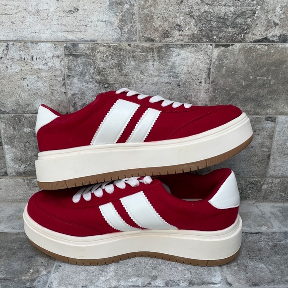 ❤️ MADDEN GIRL RED PLATFORM SNEAKERS NEW SIZE 8.5 NEW - Picture 3 of 7
